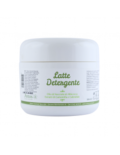 Latte detergente