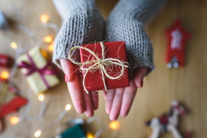 Tempo di regali di Natale? 5 idee regalo beauty per lei